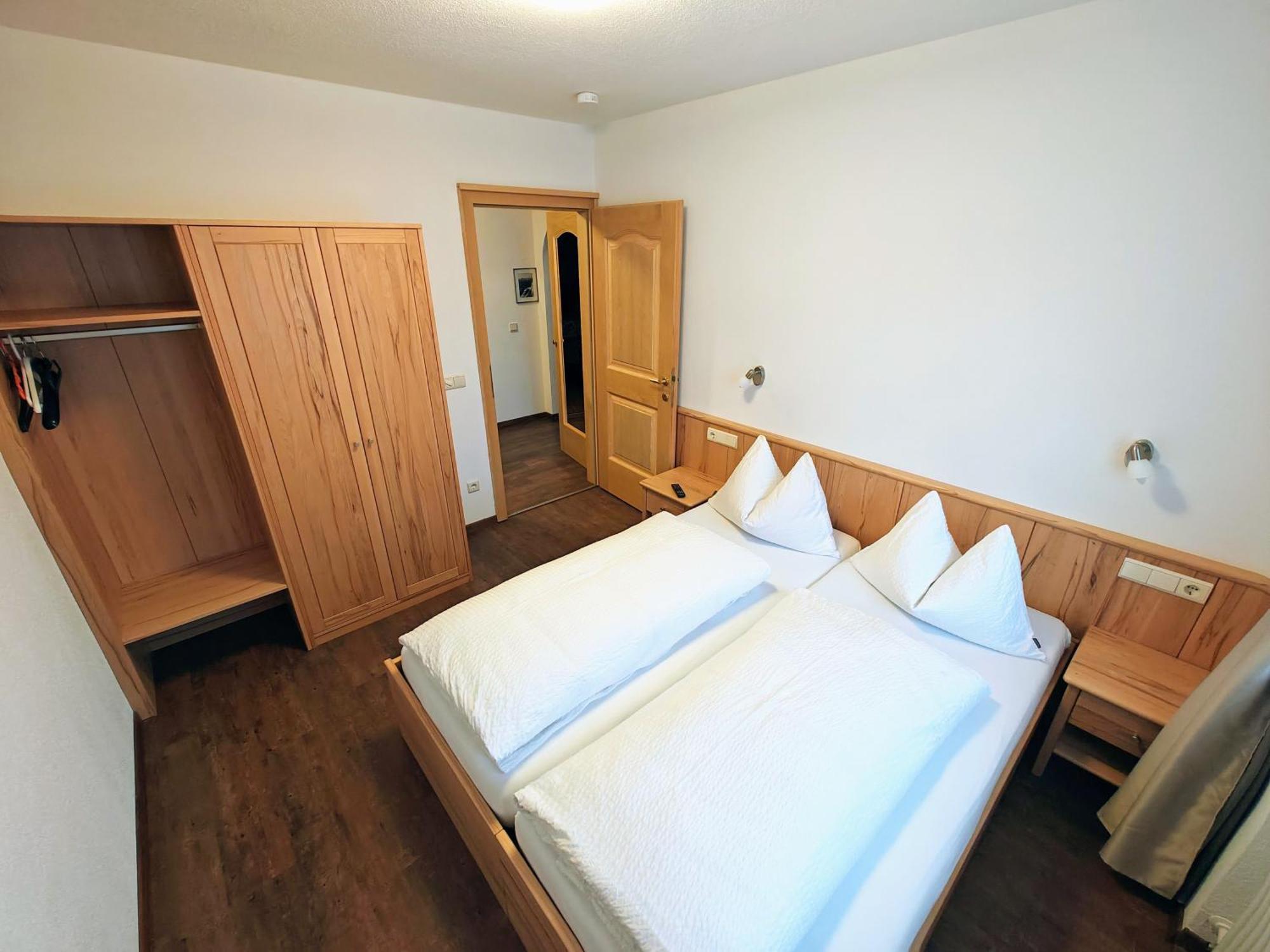 Apartments Brunella La Villa  Room photo