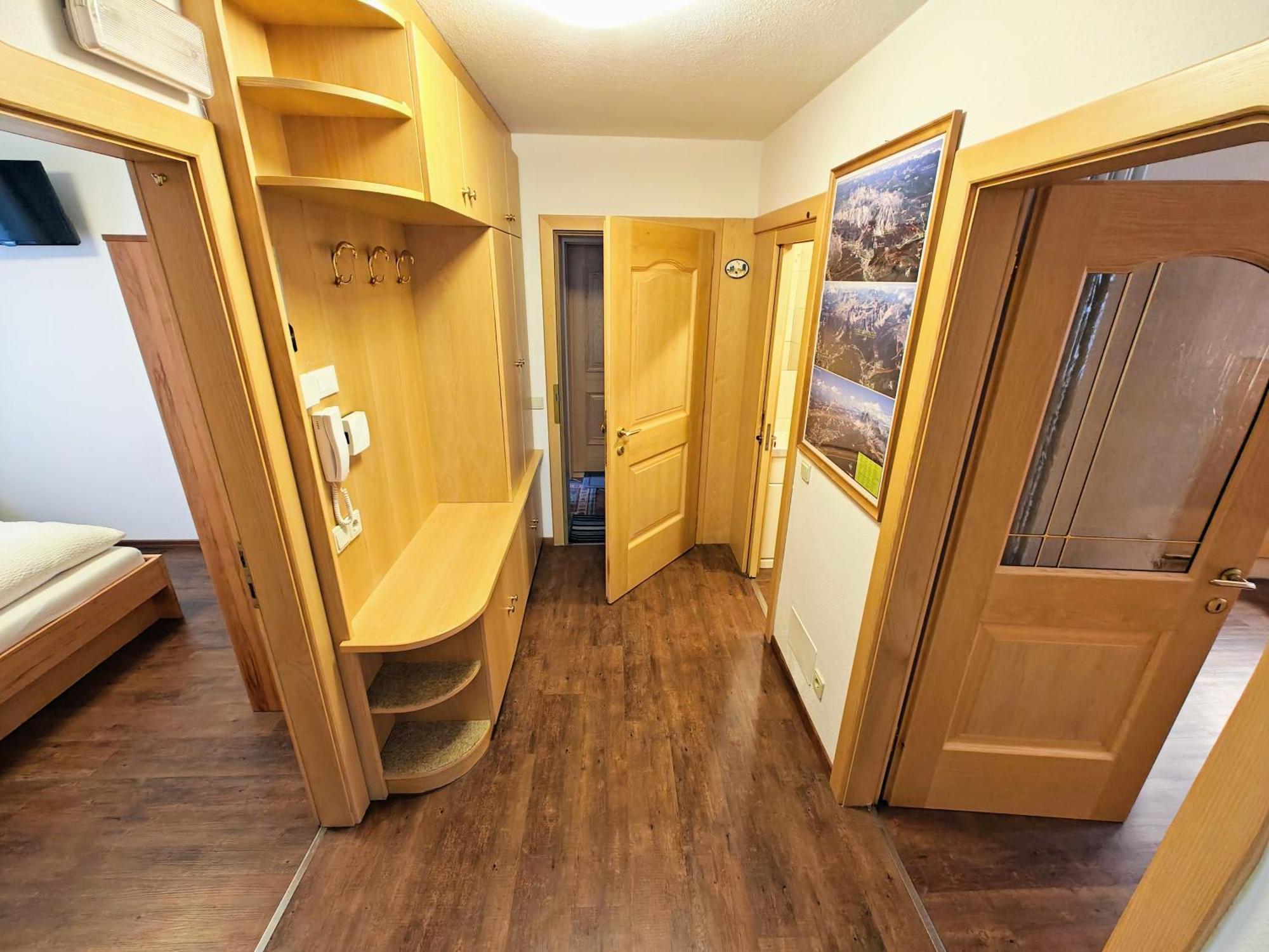 Apartments Brunella La Villa  Room photo
