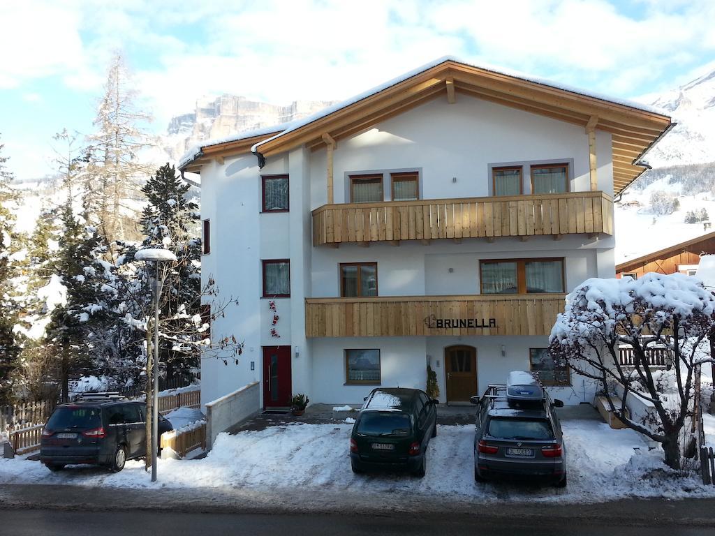 Apartments Brunella La Villa  Exterior photo